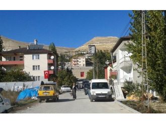 Şehit polisin baba ocağına ateş düştü