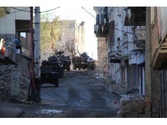 Silvan’da terör operasyonlarına devam