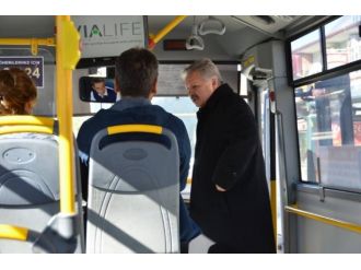 Vali tebdili kıyafet yapıp otobüse bindi