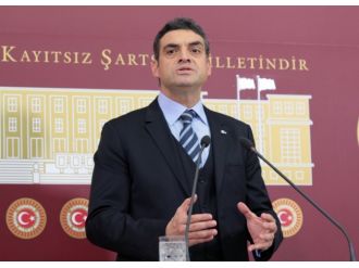 CHP’de kazan kaynıyor: Adaylığını açıkladı !