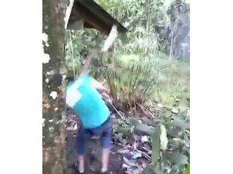 Kendine ateş etse daha az zarar görürdü