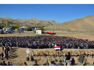 Şehit sonsuzluğu uğurlandı