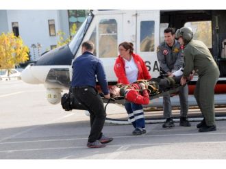 Milli atlet 20 saat mahsur kaldı