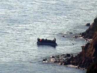 Mültecilerin kaçış anı kamerada