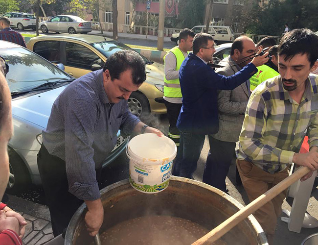 Güzelbulut Turizm Aşure İkram Etti