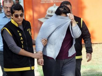 "Evimde fuhuş yapıldığından haberim yok"