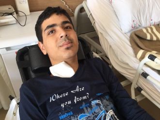 Mavi sulardan, yatağa mahkum bir hayata...