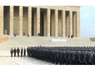 Emniyet teşkilatı Atatürk’ün huzuruna çıktı