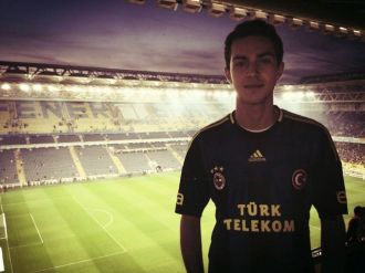 Romanya’daki yangında ölen Türk gence veda