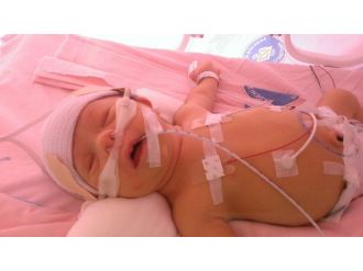 Minik Talha’ya Başbakan yardım elini uzattı