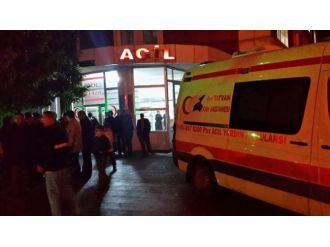 Otomobilin çarptığı genç öldü