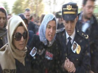 Şehit eşine böyle destek verdi