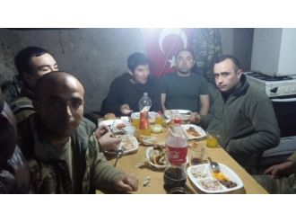 Sılayı gurbete anne şefkatini kışlaya taşıdılar