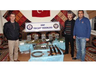 Polis okulu yanında cephanelik çıktı