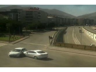 Yüreklerin ağızlara geldiği anlar kamerada !