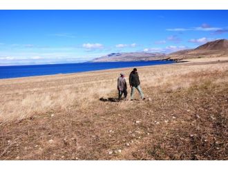 130 kilometre boyunca petrolün izini sürdü