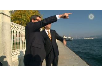 Davutoğlu ve Japonya Başbakanı Shinzo Abe’ye İstanbul’u anlattı