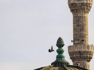 Teröristler şimdi de kutsal mekanlara dadandı