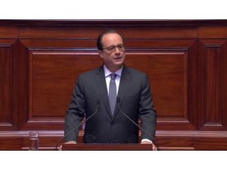 Hollande: Vatandaşlıktan çıkarmayı düşünebiliriz