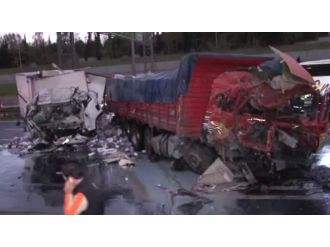 TEM’de zincirleme kaza: 6 yaralı