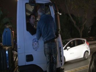 Sürücünün fendi çekiciyi yendi