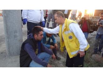 Yük treni iş makinesine çarptı: 1 ölü