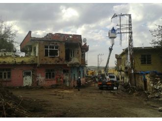 Silvan’da halkın zararı karşılanıyor