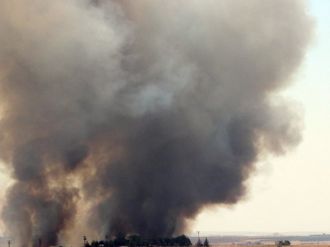 IŞİD mevzilerinden dumanlar yükseliyor