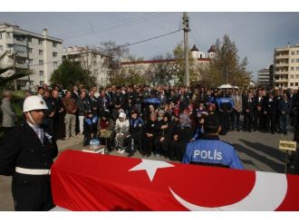 Şehit polise hazin veda