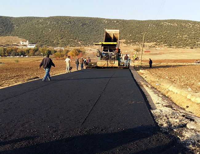 Ulubahçe’ye Sıcak Asfalt