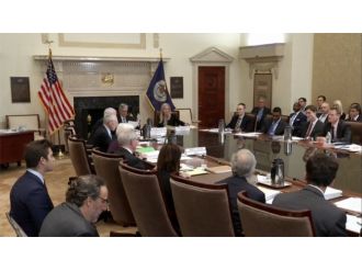 Fed’den sürpriz toplantı kararı