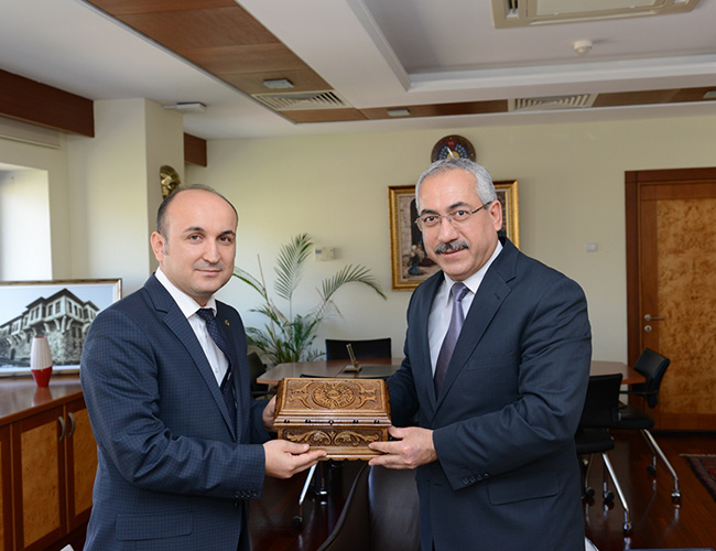 Amasya Üniversitesi Rektörü’den Deveci’ye Ziyaret