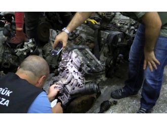 35 lüks otomobil gümrükten geçemedi