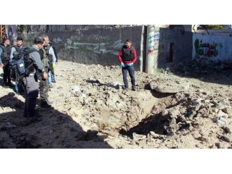 100 hendek kapatıldı, bombalar bir bir patlatıldı