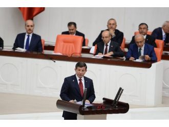 Davutoğlu, yeni hükümetin yol haritasını açıkladı