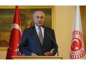 Timmermans ve Brende ile görüştü