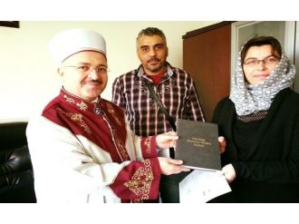 Ezan sesinden etkilenip Müslüman oldu