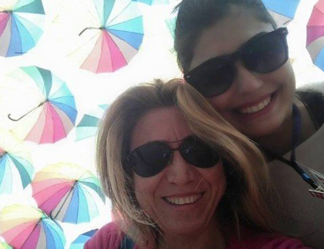 Kitap Fuarında “Özçekim” Çılgınlığı