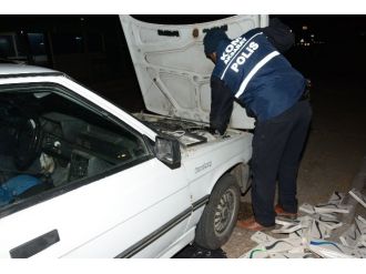 Otomobilin her yerinden sigara çıktı!