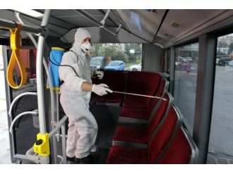 Metrobüste kış temizliği