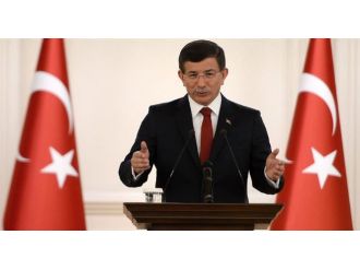Davutoğlu: "Rus pilotun cenazesi Türkiye’ye teslim edildi"