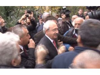 Kılıçdaroğlu Cumhuriyet Gazetesi’ni ziyaret etti