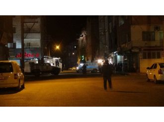 Seyyar satıcılar ile zabıta arasında bıçaklı kavga: 2 yaralı