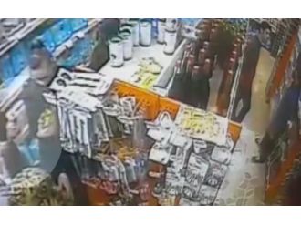 Kadın hırsızlar kamerada