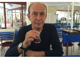 Tam 25 yıldır su içmiyor