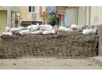 Nusaybin ve Derik’te yasak sürüyor