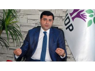 Demirtaş PKK renklerini savundu