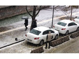 Başkent beyaza büründü