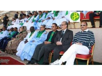 Sıkılınca maçı yarıda kesti