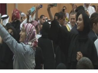 Erdoğan’la aynı karede yer almak için yarıştılar